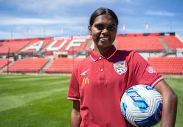 shay evans signs with Adelaide United
